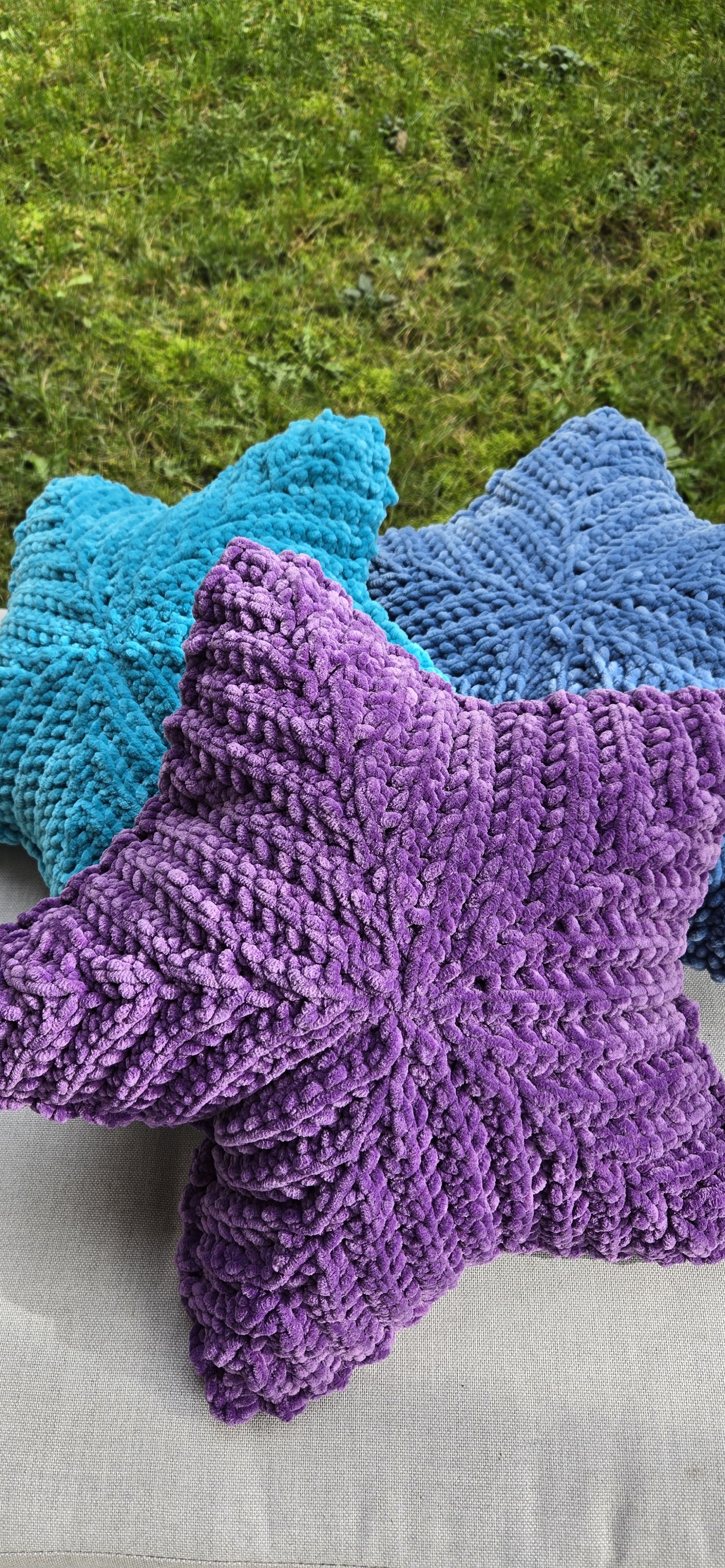 Blue Star Cushion
